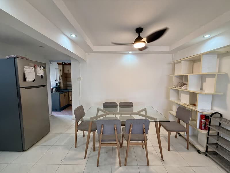 334 Kreta Ayer Road, 334 Kreta Ayer Road, 3 Bedrooms, 893 sqft, HDB Flat For Rent, by Jerlyn Ng, 500111350 - Dining Room - PropertyGuru.com.sg