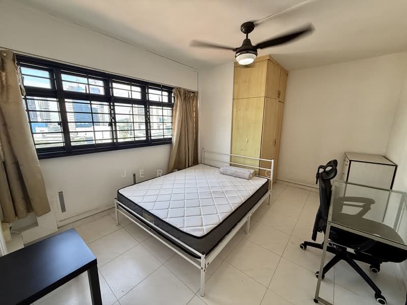 334 Kreta Ayer Road, 334 Kreta Ayer Road, 3 Bedrooms, 893 sqft, HDB Flat For Rent, by Jerlyn Ng, 500111350 - Bedroom - PropertyGuru.com.sg