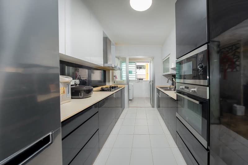 440A Fernvale Link, 440A Fernvale Link, 3 Bedrooms, 990 sqft, HDB Flat For Sale, by Aubrey Ang, 500111352 - Kitchen - PropertyGuru.com.sg