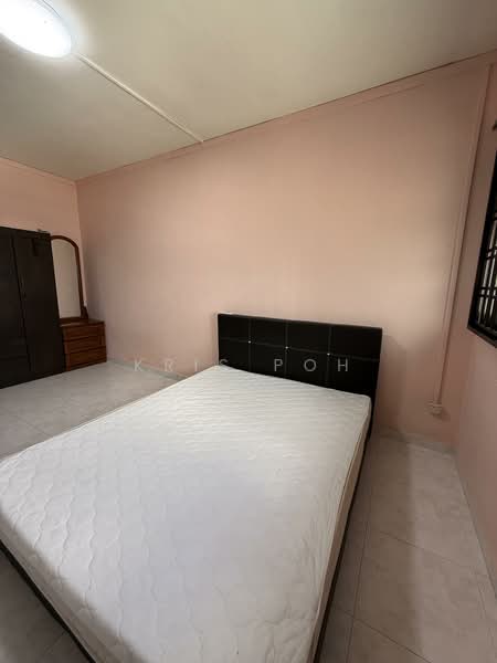 240 Compassvale Walk, 240 Compassvale Walk, Room Rental, 150 sqft, HDB Flat For Rent, by Kris Poh, 500111354 - Bedroom - PropertyGuru.com.sg