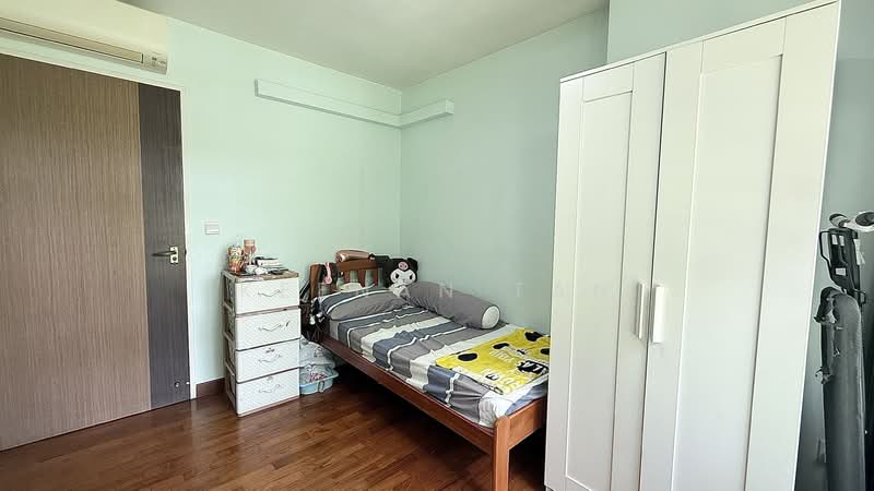 217B Compassvale Drive, 217B Compassvale Drive, 3 Bedrooms, 990 sqft, HDB Flat For Sale, by Keenan Tan, 500111369 - 1st common bedroom - PropertyGuru.com.sg