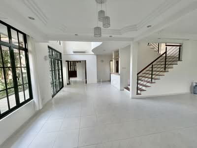 For Rent - Semi-Detached House at Greenleaf Place