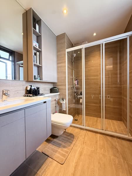 Rivercove Residences EC, 28 Anchorvale Ln, 4 Bedrooms, 1,184 sqft, Condominium For Sale, by Jonathan Yeo, 500111394 - Bathroom - PropertyGuru.com.sg