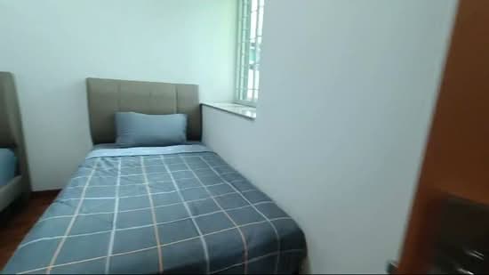Queens, 12 Stirling Road, Room Rental, 100 sqft, Condominium For Rent, by Erica Yap, 500111396 - PropertyGuru.com.sg