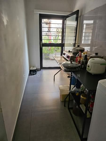 D15 Terrace House in Katong. Closing soon, Tembeling / Joo Chiat / Onan, 4 Bedrooms, 2,500 sqft, Terraced House For Sale, by Choo Soon Ann, 500111405 - Kitchen - PropertyGuru.com.sg