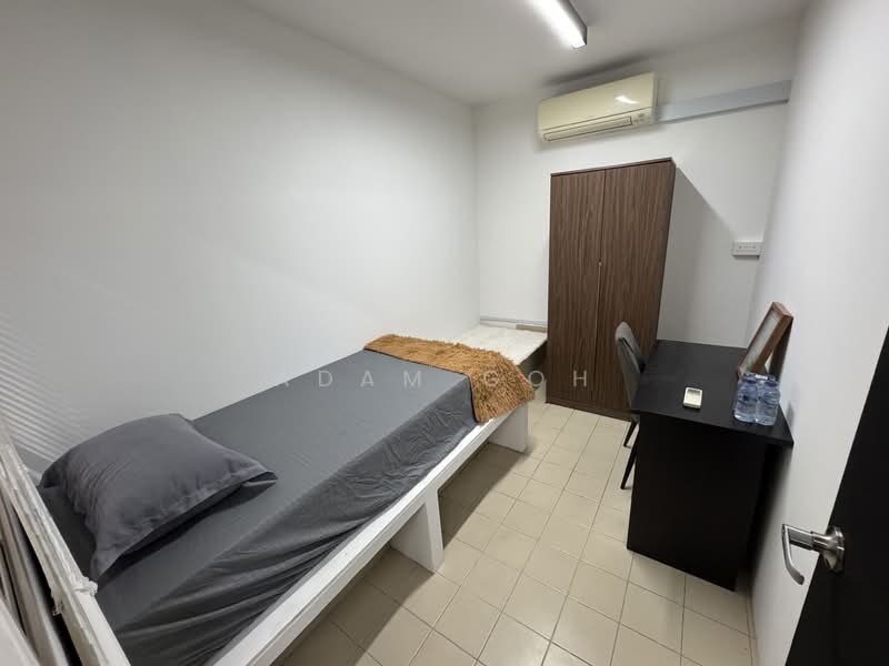 Ivory Heights, 122 Jurong East Street 13, Room Rental, 60 sqft, Condominium For Rent, by Adam Goh, 500111409 - Bedroom - PropertyGuru.com.sg