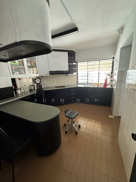 Ivory Heights, 122 Jurong East Street 13, Room Rental, 60 sqft, Condominium For Rent, by Adam Goh, 500111409 - Kitchen - PropertyGuru.com.sg