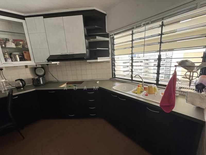 Ivory Heights, 122 Jurong East Street 13, Room Rental, 60 sqft, Condominium For Rent, by Adam Goh, 500111409 - Kitchen - PropertyGuru.com.sg