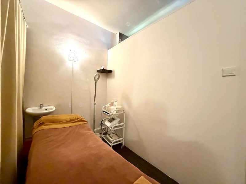 Hong Lim Complex, 531 Upper Cross Street, 614 sqft, Other Retail For Rent, by Esther Cai, 500111410 - Interior - CommercialGuru.com.sg