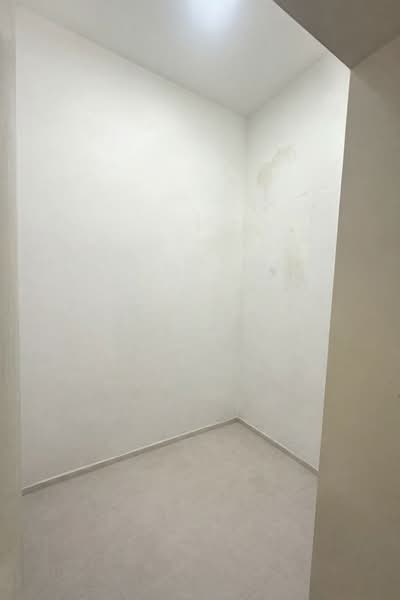 Skies Miltonia, 23 Miltonia Close, 2 Bedrooms, 743 sqft, Condominium For Rent, by Leslie Lau, 500111413 - Store - PropertyGuru.com.sg