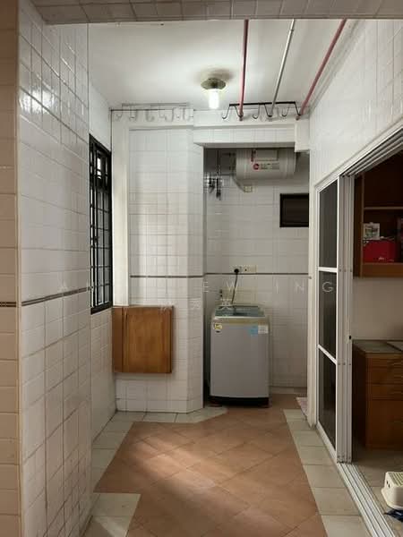 Ocean Park, 520 East Coast Road, 3 Bedrooms, 2,110 sqft, Condominium For Sale, by Ang Siew Ing 洪秀英, 500111419 - Interior - PropertyGuru.com.sg