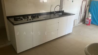 For Rent - 105 Spottiswoode Park Road