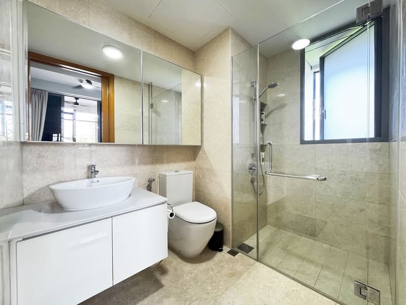 Mon Jervois, 45 Jervois Road, 3 Bedrooms, 1,475 sqft, Condominium For Rent, by Clement Tan, 500111443 - Junior Master Bathroom (Level 1)  - PropertyGuru.com.sg