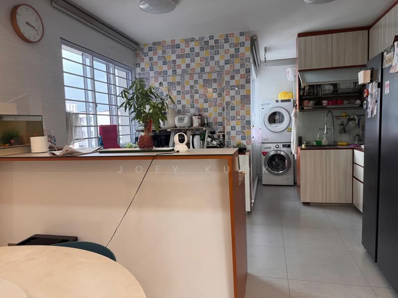 541 Pasir Ris Street 51, 541 Pasir Ris Street 51, Room Rental, 150 sqft, HDB Flat For Rent, by Joey Kuok, 500111444 - Kitchen - PropertyGuru.com.sg