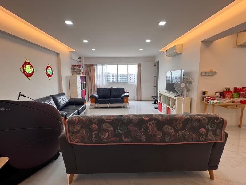 541 Pasir Ris Street 51, 541 Pasir Ris Street 51, Room Rental, 150 sqft, HDB Flat For Rent, by Joey Kuok, 500111444 - Living Room - PropertyGuru.com.sg