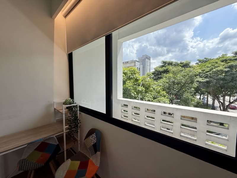 1953, 1 Tessensohn Road, 2 Bedrooms, 614 sqft, Apartment For Rent, by Roy Liang, 500111456 - Balcony - PropertyGuru.com.sg