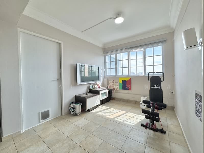 439 Ang Mo Kio Avenue 10, 439 Ang Mo Kio Avenue 10, 3 Bedrooms, 1,281 sqft, HDB Flat For Sale, by Lilian Huang 黄丽莲, 500111460 - Multi purpose area - PropertyGuru.com.sg