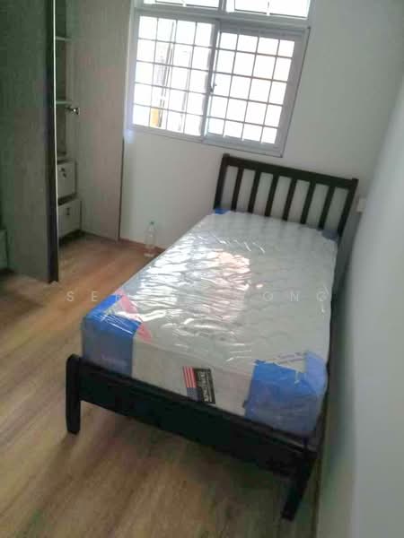 128 Bukit Merah View, 128 Bukit Merah View, 2 Bedrooms, 721 sqft, HDB Flat For Sale, by Serene Wong, 500111461 - Bedroom - PropertyGuru.com.sg