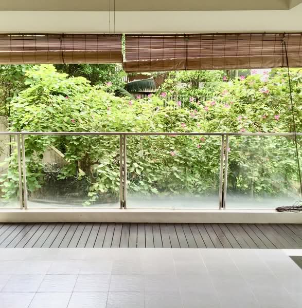 Waterford Residence, 23 Kim Yam Road, 3 Bedrooms, 1,399 sqft, Condominium For Sale, by Julin Tan, 500111464 - Balcony - PropertyGuru.com.sg