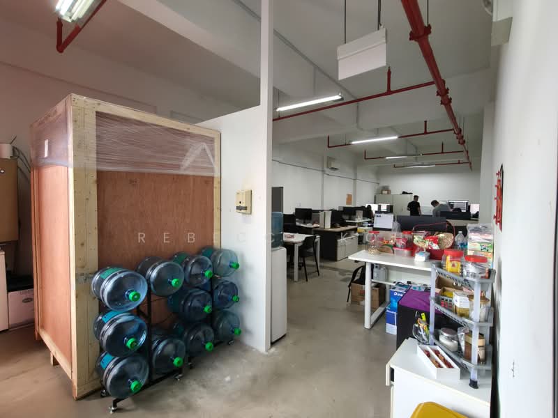 Fitted Units Right Next To Commonwealth MRT, , 1,974 sqft, Light Industrial (B1) For Rent, by Rebecca Koh, 500111465 - Interior - CommercialGuru.com.sg