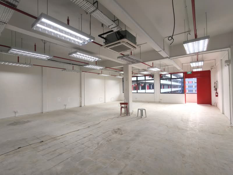 Fitted Units Right Next To Commonwealth MRT, , 1,974 sqft, Light Industrial (B1) For Rent, by Rebecca Koh, 500111465 - Interior - CommercialGuru.com.sg