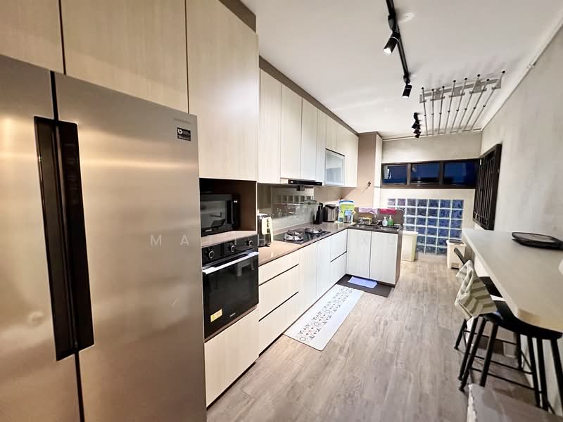 188A Rivervale Drive, 188A Rivervale Drive, 3 Bedrooms, 1,238 sqft, HDB Flat For Sale, by Matthew Xu, 500111477 - Kitchen - PropertyGuru.com.sg