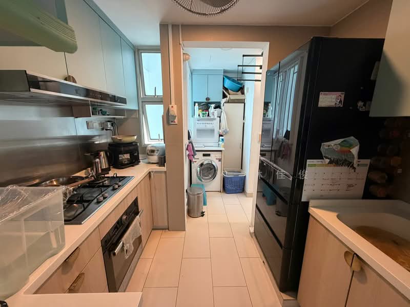 Mera Springs, 83 Carlisle Road, 2 Bedrooms, 1,066 sqft, Condominium For Sale, by Andy Lim 林佳俊, 500111485 - Kitchen - PropertyGuru.com.sg