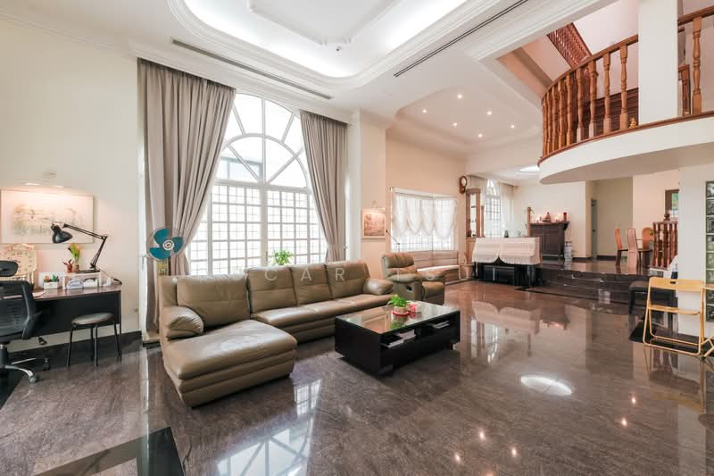Freehold 2 Stories Corner Terrace in Serangoon Gardens, Brighton Crescent / Marlene Avenue / St Helier Avenue, 6 Bedrooms, 4,000 sqft, Corner Terrace For Sale, by Oscar Tsui, 500111488 - PropertyGuru.com.sg