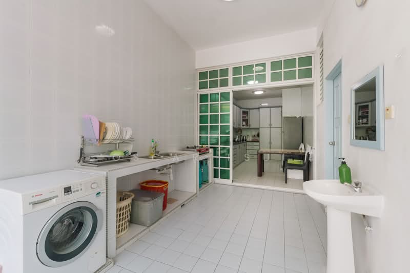 Marlene Avenue, Brighton Crescent. Charming Freehold 2 Stories Corner Terrace, Brighton Crescent / Marlene Avenue / St Helier Avenue, 6 Bedrooms, 3,500 sqft, Corner Terrace For Sale, by Oscar Tsui, 500111488 - PropertyGuru.com.sg