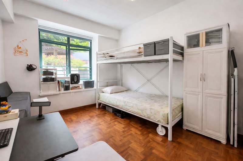SUPER CHEAP! FREEHOLD! WALK TO HUME MRT! 3 BED PLUS FAMILY!, , 4 Bedrooms, 1,528 sqft, Condominium For Sale, by Sheryl Tan Si Qi, 500111501 - Bedroom - PropertyGuru.com.sg