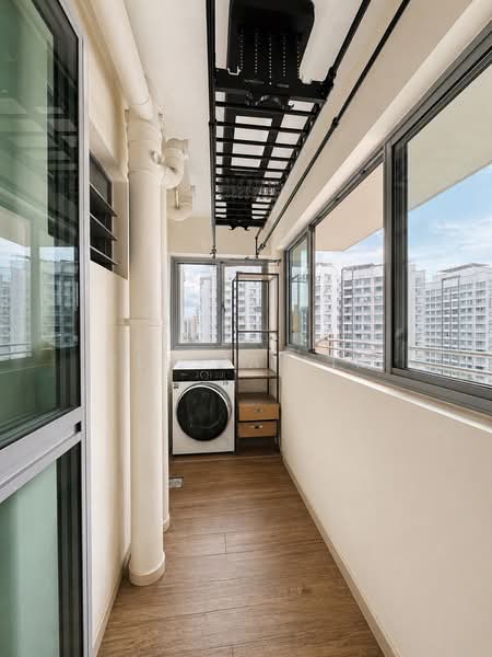 271C Punggol Walk, 271C Punggol Walk, 3 Bedrooms, 1,001 sqft, HDB Flat For Sale, by Elysia Lim, 500111503 - Balcony - PropertyGuru.com.sg