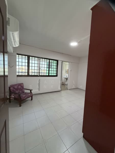 240 Yishun Ring Road, 240 Yishun Ring Road, 3 Bedrooms, 1,313 sqft, HDB Flat For Rent, by Rachel Sankarah, 500111511 - Living Room - PropertyGuru.com.sg