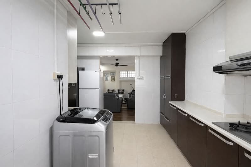 842 Jurong West Street 81, 842 Jurong West Street 81, 4 Bedrooms, 1,582 sqft, HDB Flat For Sale, by Fitri Mustafa, 500111519 - Kitchen - PropertyGuru.com.sg