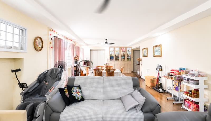 842 Jurong West Street 81, 842 Jurong West Street 81, 4 Bedrooms, 1,582 sqft, HDB Flat For Sale, by Fitri Mustafa, 500111519 - Living Room - PropertyGuru.com.sg
