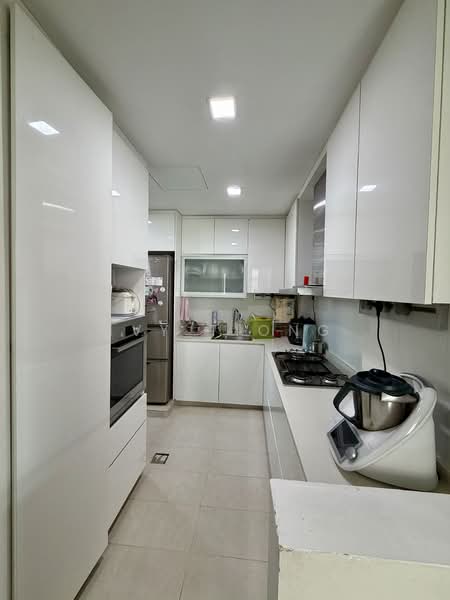 Aspen Loft, 170 Joo Chiat Terrace, 3 Bedrooms, 1,280 sqft, Apartment For Sale, by Ivy Tiong, 500111537 - Kitchen - PropertyGuru.com.sg