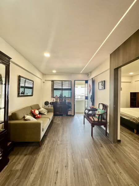 24 Hougang Avenue 3, 24 Hougang Avenue 3, Room Rental, 100 sqft, HDB Flat For Rent, by Desiree Ang, 500111547 - Living Room - PropertyGuru.com.sg