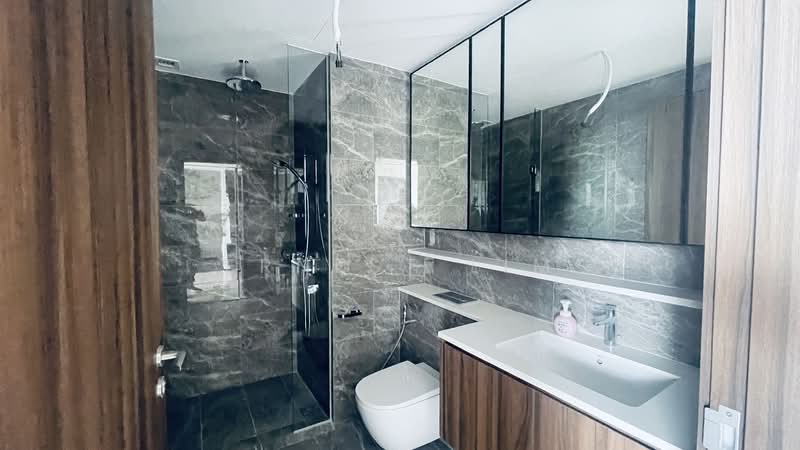 Lentor Modern, Lentor Central, 2 Bedrooms, 678 sqft, Condominium For Rent, by Ernest Lim, 500111548 - Bathroom - PropertyGuru.com.sg