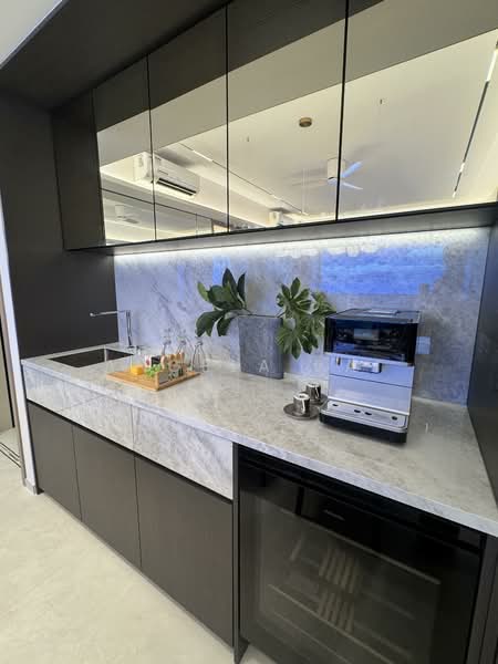 Vela Bay, Bayshore Road, 5 Bedrooms, 1,582 sqft, Condominium For Sale, by Angela Pai, 500111563 - Kitchen - PropertyGuru.com.sg