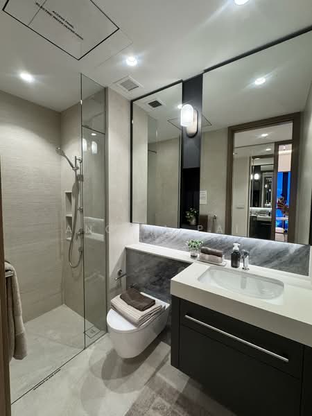 Vela Bay, Bayshore Road, 5 Bedrooms, 1,582 sqft, Condominium For Sale, by Angela Pai, 500111563 - Bathroom - PropertyGuru.com.sg