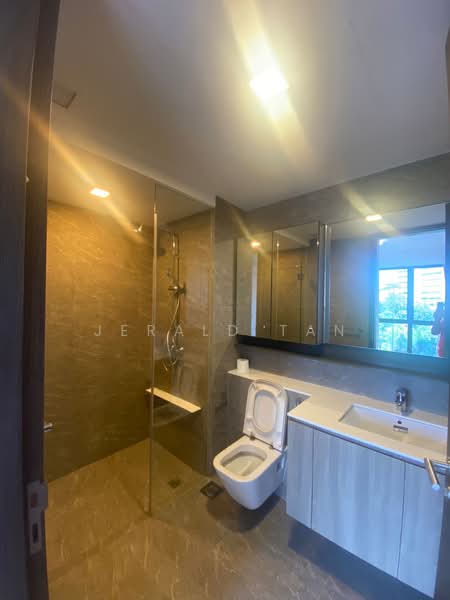The Clement Canopy, 18 Clementi Avenue 1, 2 Bedrooms, 710 sqft, Condominium For Sale, by Jerald Tan, 500111564 - Bathroom - PropertyGuru.com.sg