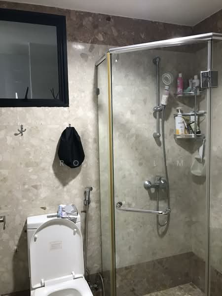 Harbourlights, 66 Telok Blangah Road, 3 Bedrooms, 732 sqft, Apartment For Sale, by Veronica Lim, 500111568 - Bathroom - PropertyGuru.com.sg