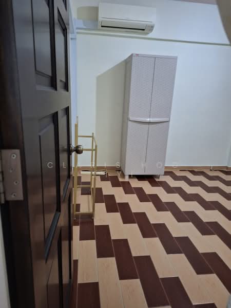 162 Bukit Batok Street 11, 162 Bukit Batok Street 11, Room Rental, 30 sqft, HDB Flat For Rent, by Claris Hoo Ziyi, 500111570 - Interior - PropertyGuru.com.sg