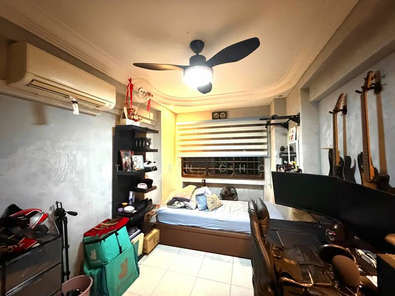 691 Jurong West Central 1, 691 Jurong West Central 1, 4 Bedrooms, 1,280 sqft, HDB Flat For Sale, by Steven Choo, 500111586 - Bedroom - PropertyGuru.com.sg