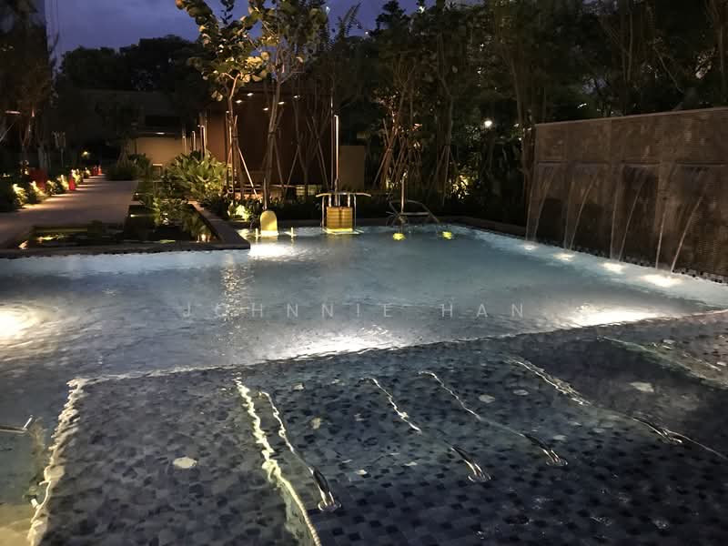 Commonwealth Towers, 232 Commonwealth Avenue, 1 Bedroom, 463 sqft, Condominium For Rent, by Johnnie Han, 500111590 - Pool - PropertyGuru.com.sg