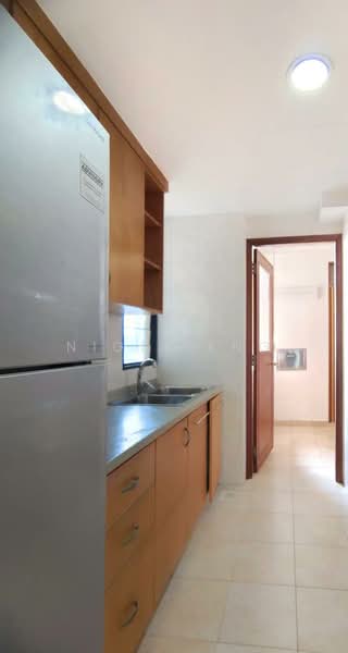 Tanglin View, 156 Prince Charles Crescent, Room Rental, 200 sqft, Condominium For Rent, by Nigel Eng, 500111592 - Kitchen - PropertyGuru.com.sg