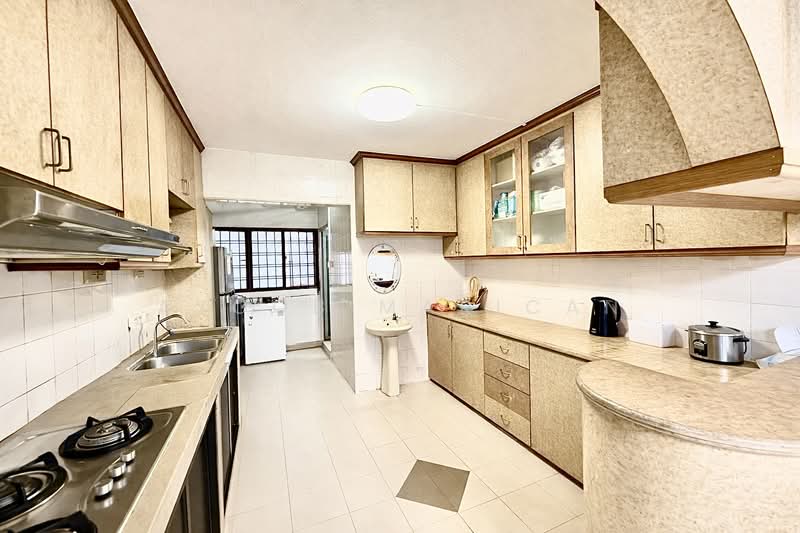 623 Bukit Batok Central, 623 Bukit Batok Central, 3 Bedrooms, 1,270 sqft, HDB Flat For Sale, by Ayoob Marican, 500111594 - Kitchen - PropertyGuru.com.sg