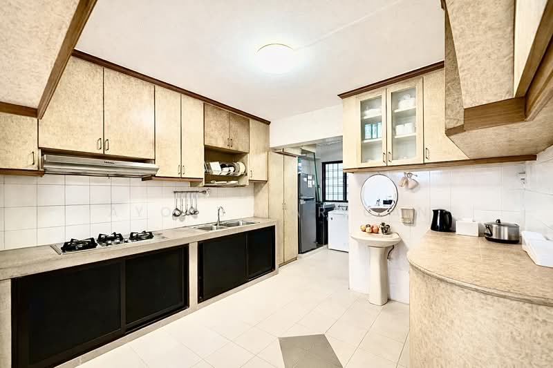 623 Bukit Batok Central, 623 Bukit Batok Central, 3 Bedrooms, 1,270 sqft, HDB Flat For Sale, by Ayoob Marican, 500111594 - Kitchen - PropertyGuru.com.sg