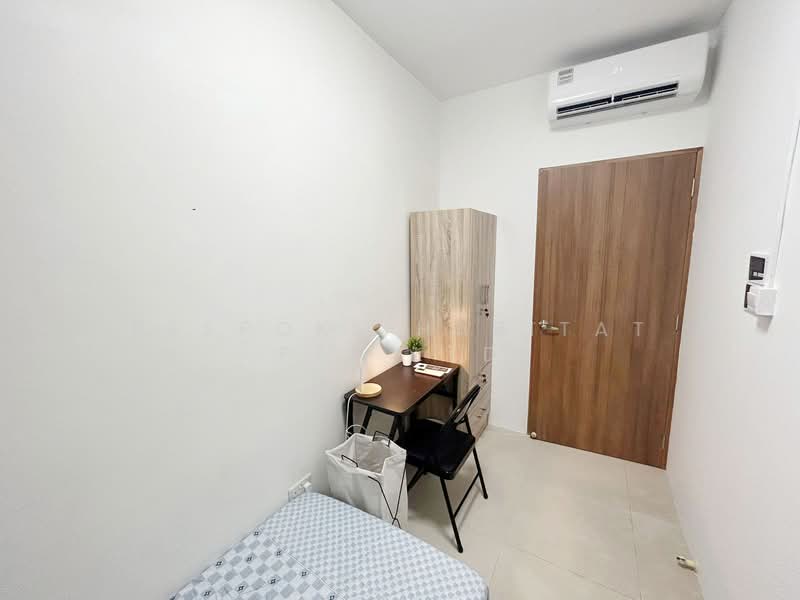 Parc Vista, 450 Corporation Road, Room Rental, 100 sqft, Condominium For Rent, by Bespoke Habitat Pte Ltd, 500111596 - 03-03 CR2 - PropertyGuru.com.sg