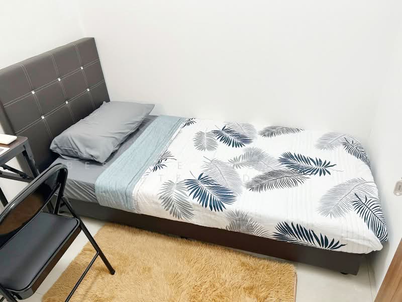 Parc Vista, 450 Corporation Road, Room Rental, 100 sqft, Condominium For Rent, by Bespoke Habitat Pte Ltd, 500111596 - 03-03 ECON1 - PropertyGuru.com.sg