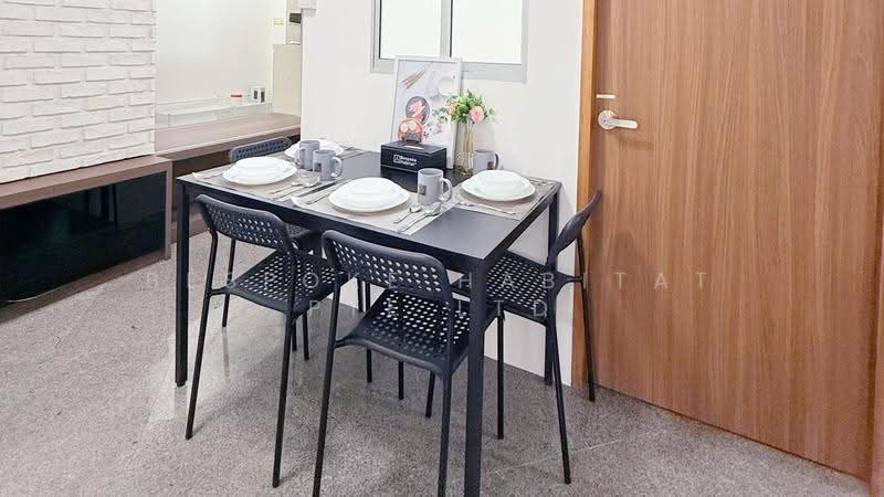 Parc Vista, 450 Corporation Road, Boon Lay / Jurong / Tuas, Room Rental, 100 sqft, Condominium For Rent, by Bespoke Habitat Pte Ltd, 500111596 - 04-03 DINING AREA - PropertyGuru.com.sg